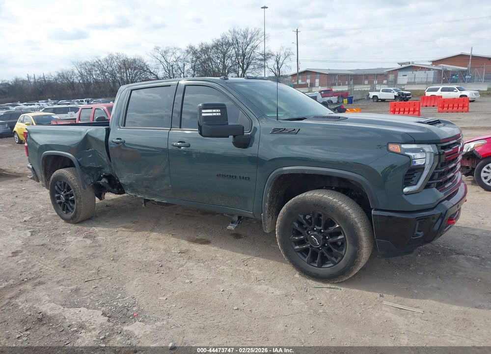 2025 CHEVROLET SILVERADO 2500HD 4WD  STANDARD BED LTZ VIN: 1GC4KPEYXSF277984