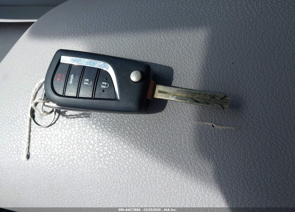 2021 TOYOTA CAMRY SE VIN: 4T1G11AK8MU603709