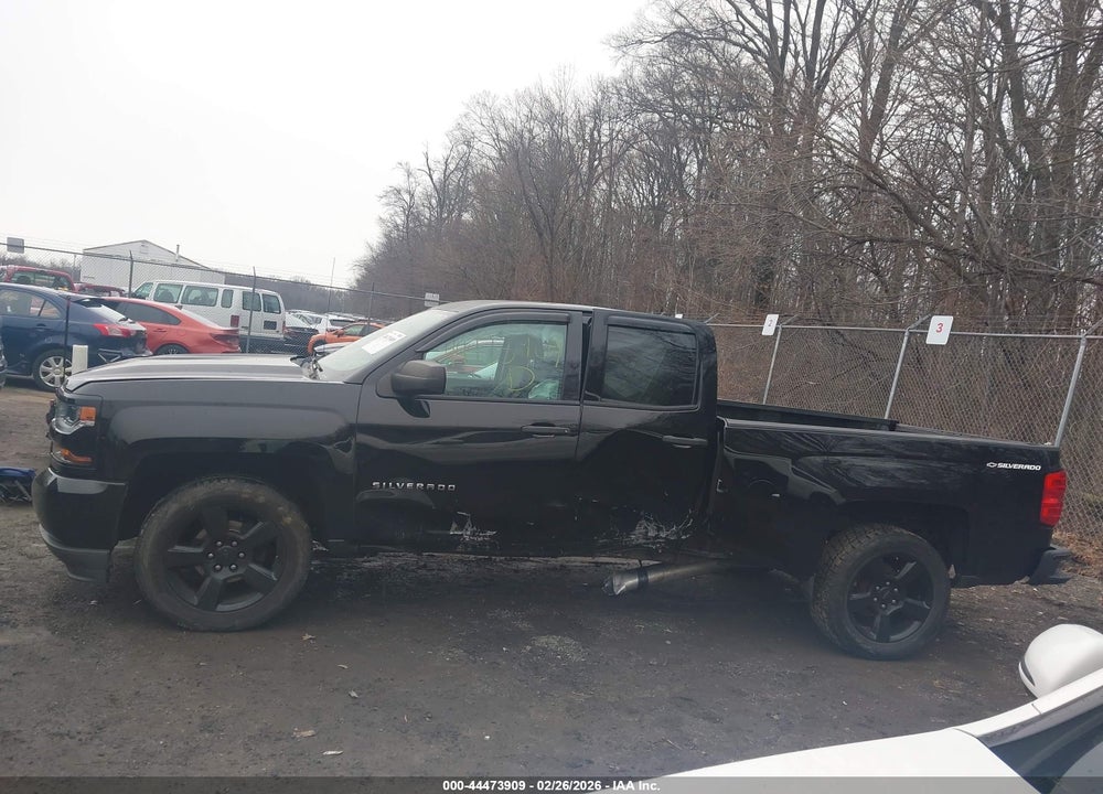 2016 CHEVROLET SILVERADO 1500 CUSTOM VIN: 1GCRCPEH6GZ424004