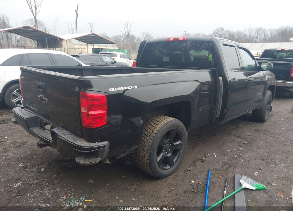 2016 CHEVROLET SILVERADO 1500 CUSTOM VIN: 1GCRCPEH6GZ424004