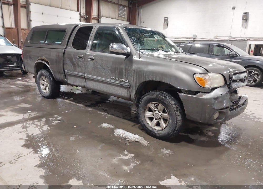2005 TOYOTA TUNDRA SR5 V8 VIN: 5TBBT44185S463012