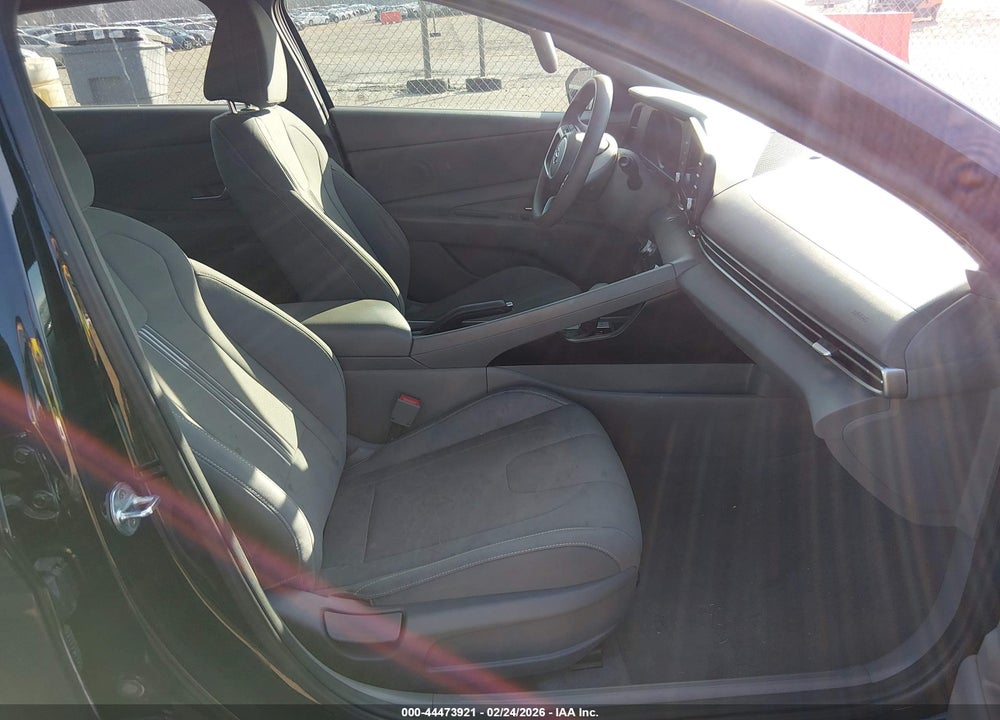 2023 HYUNDAI ELANTRA SEL VIN: 5NPLM4AG9PH095403