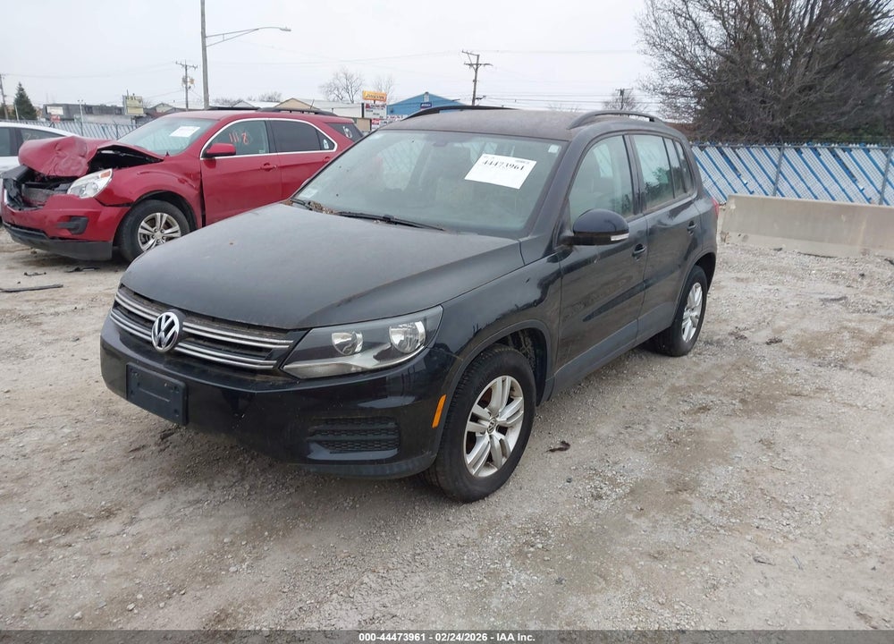 2016 VOLKSWAGEN TIGUAN S VIN: WVGBV7AX7GW595608