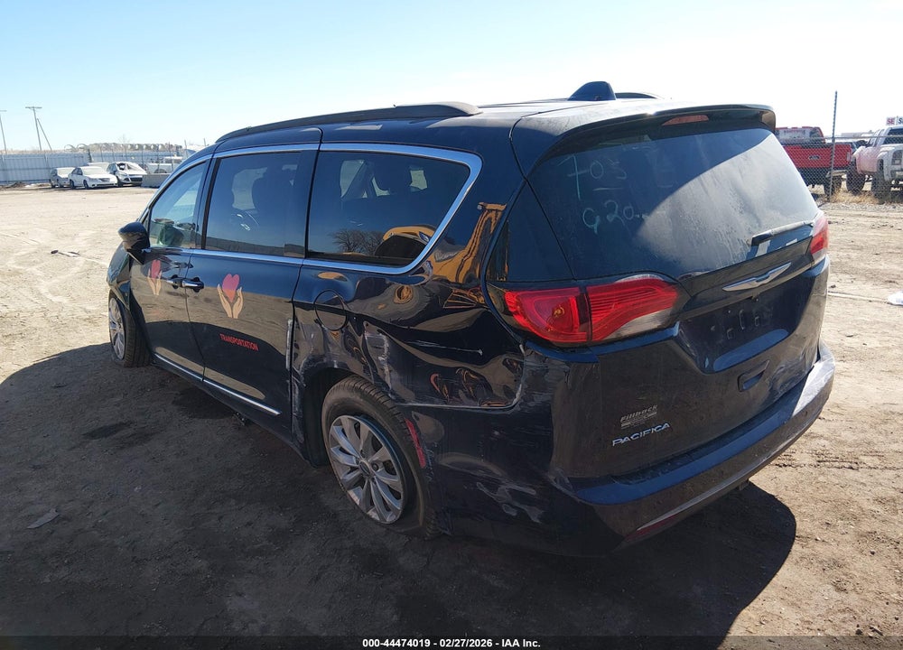 2017 CHRYSLER PACIFICA TOURING-L VIN: 2C4RC1BG7HR514864