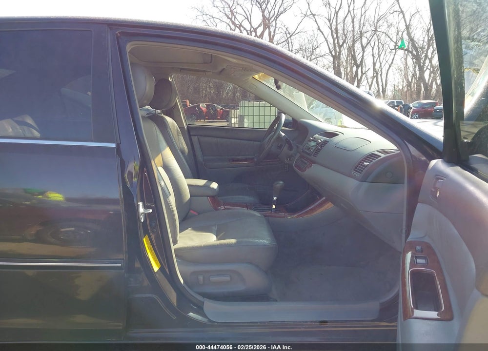 2003 TOYOTA CAMRY XLE V6 VIN: JTDBF30K130096851