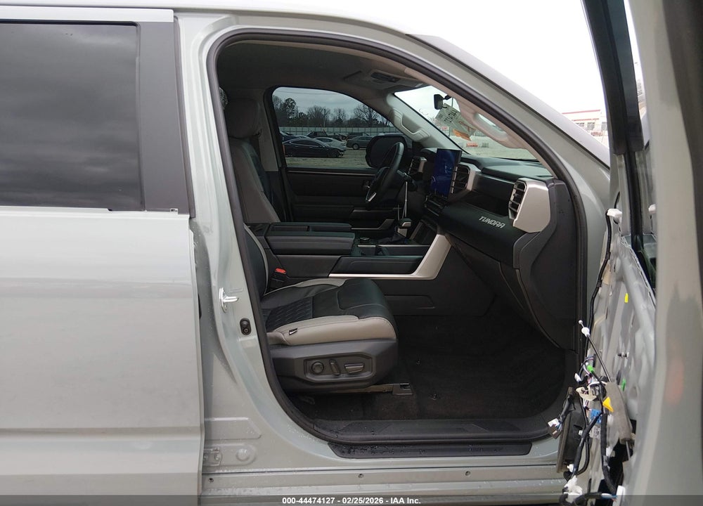 2024 TOYOTA TUNDRA SR5 VIN: 5TFLA5DB8RX173742