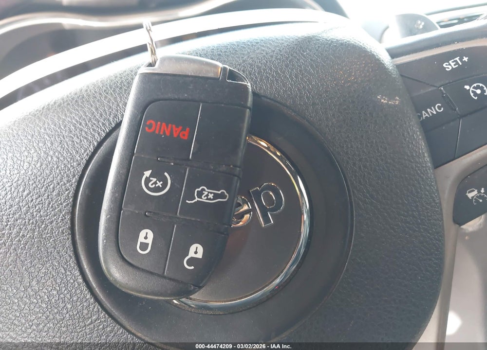 2014 JEEP GRAND CHEROKEE OVERLAND VIN: 1C4RJFCTXEC247528