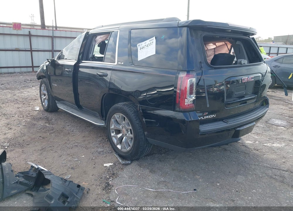 2015 GMC YUKON SLE VIN: 1GKS2AKC7FR245659