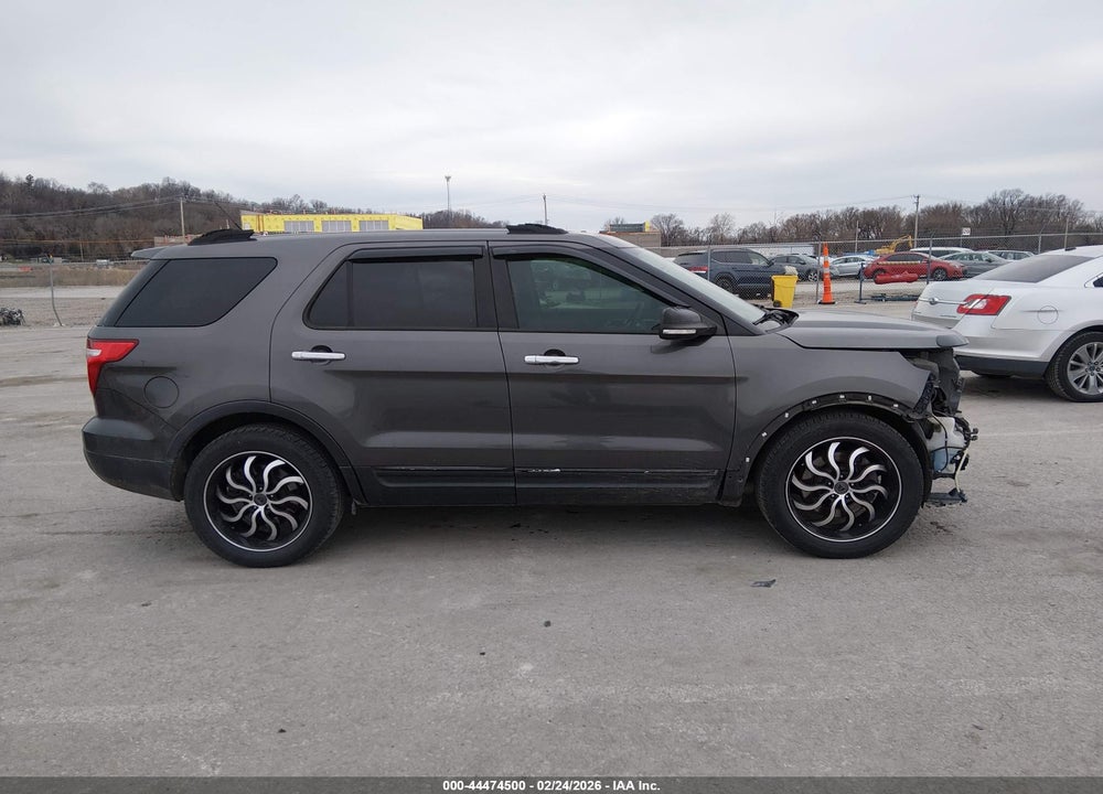 2015 FORD EXPLORER XLT VIN: 1FM5K7D85FGA92906