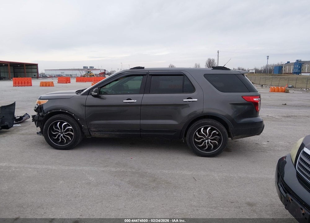 2015 FORD EXPLORER XLT VIN: 1FM5K7D85FGA92906