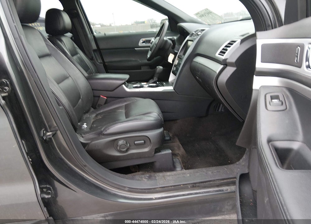 2015 FORD EXPLORER XLT VIN: 1FM5K7D85FGA92906