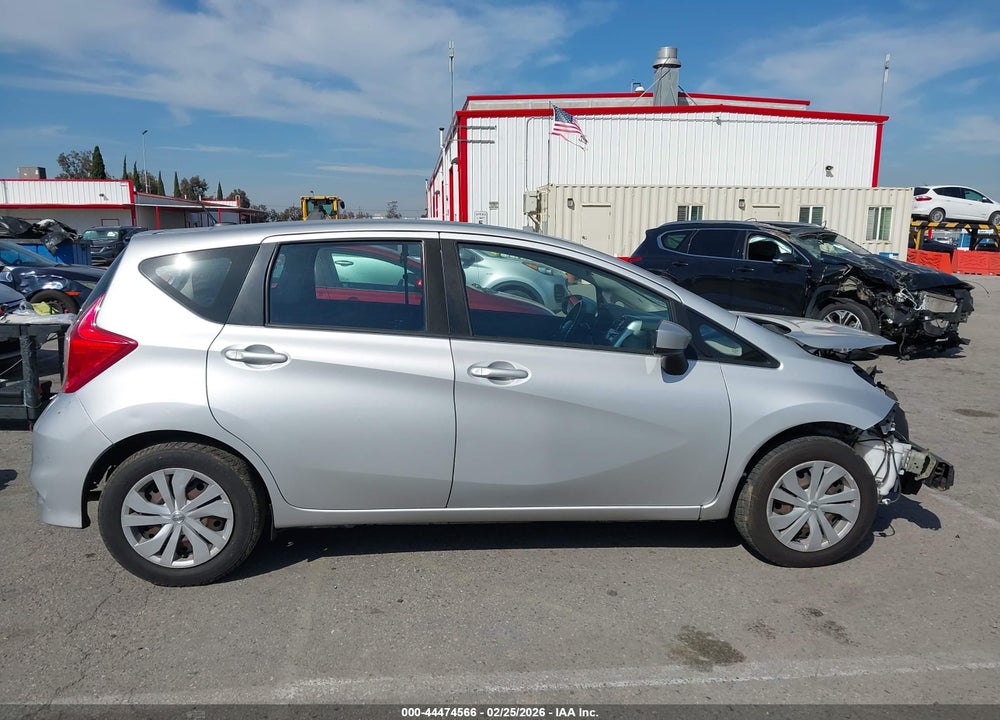 2018 NISSAN VERSA NOTE SV VIN: 3N1CE2CP0JL360136