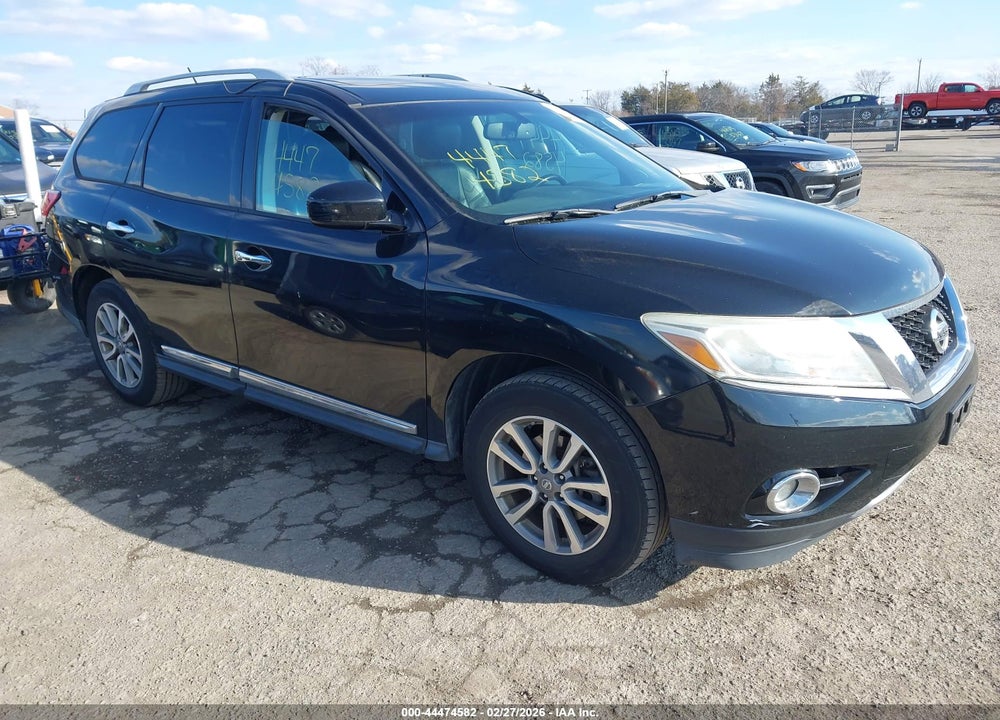 2014 NISSAN PATHFINDER SL VIN: 5N1AR2MM4EC628809