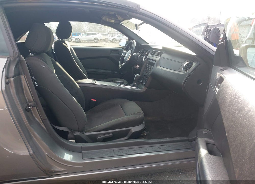 2014 FORD MUSTANG V6 VIN: 1ZVBP8EM9E5289093