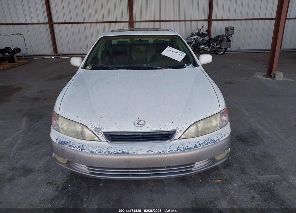 1998 LEXUS ES 300 VIN: JT8BF28G8W5049848