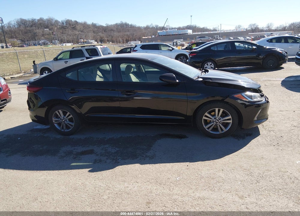 2018 HYUNDAI ELANTRA SEL VIN: KMHD84LF7JU475491
