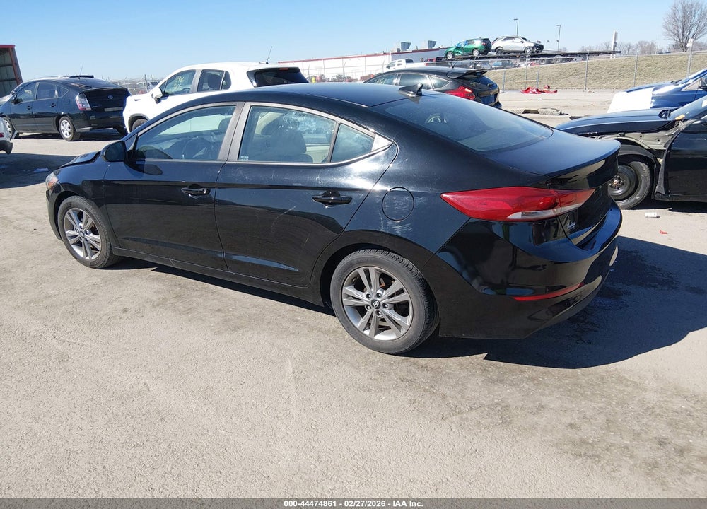 2018 HYUNDAI ELANTRA SEL VIN: KMHD84LF7JU475491