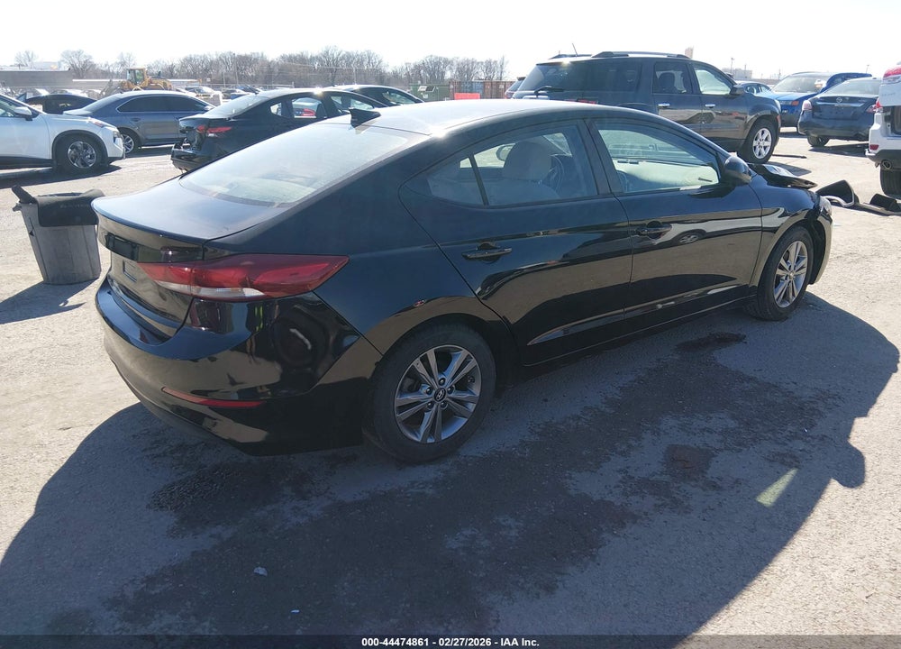 2018 HYUNDAI ELANTRA SEL VIN: KMHD84LF7JU475491
