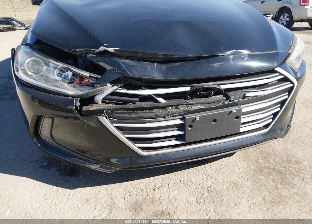 2018 HYUNDAI ELANTRA SEL VIN: KMHD84LF7JU475491