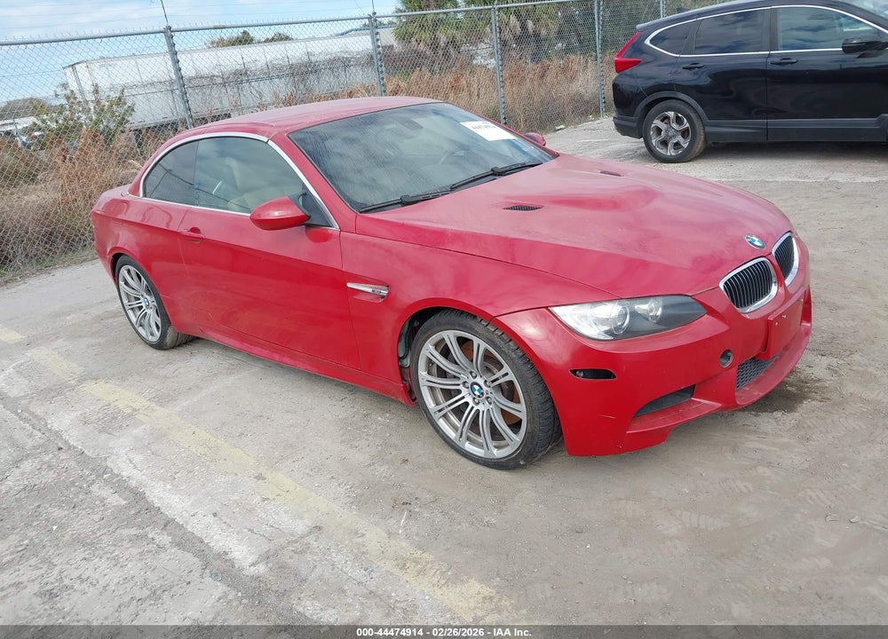 2008 BMW M3 VIN: WBSWL93548P330085