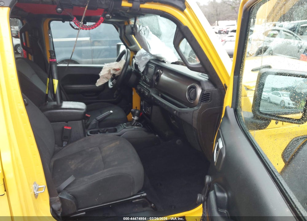 2018 JEEP WRANGLER UNLIMITED SPORT 4X4 VIN: 1C4HJXDG8JW299297