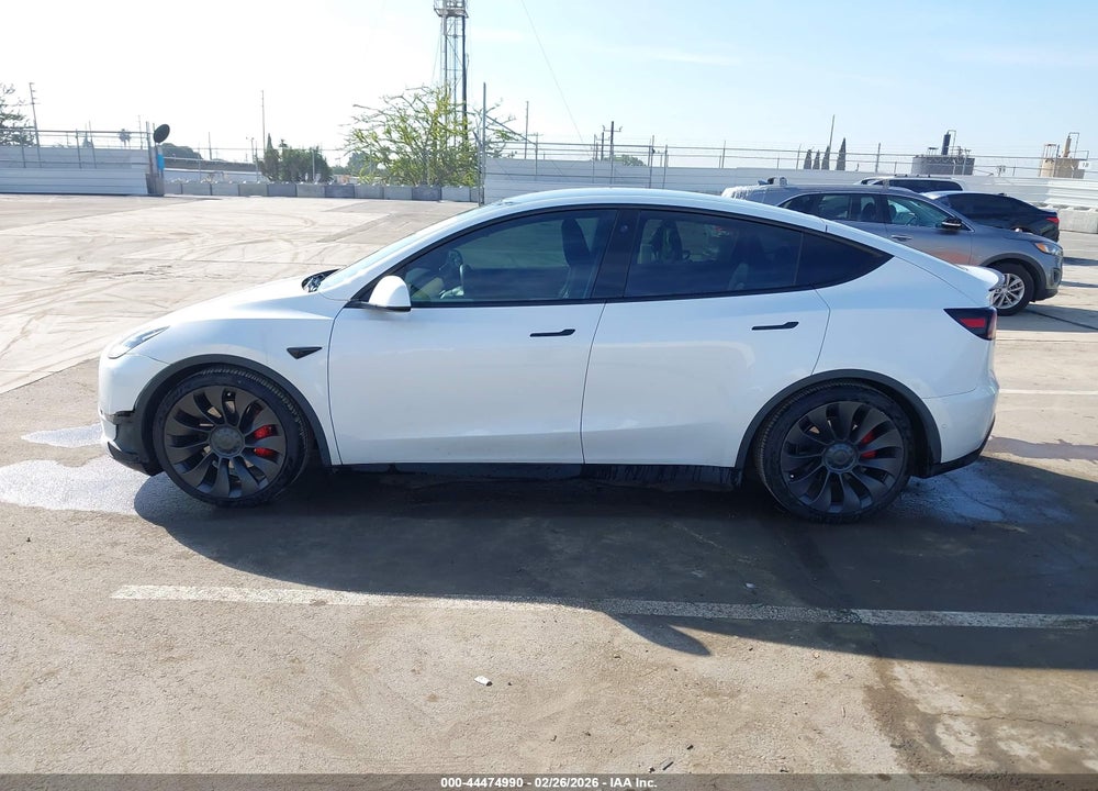 2022 TESLA MODEL Y PERFORMANCE DUAL MOTOR ALL-WHEEL DRIVE VIN: 7SAYGDEFXNF393827