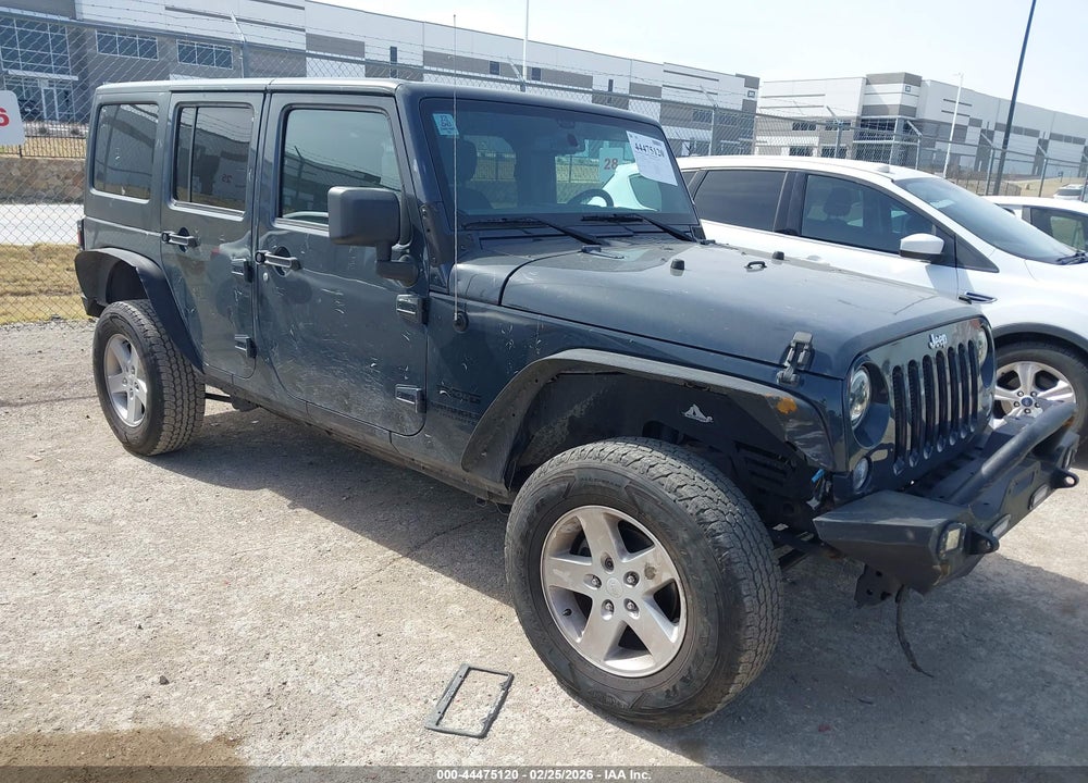 2016 JEEP WRANGLER UNLIMITED SPORT VIN: 1C4BJWDG2GL285888