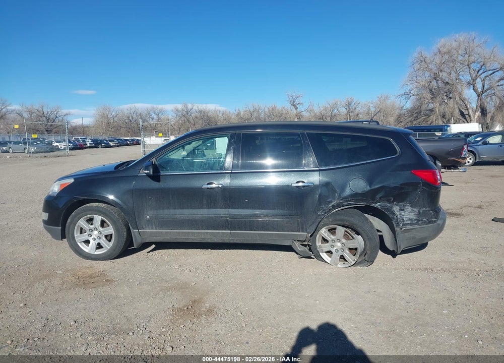 2010 CHEVROLET TRAVERSE LT VIN: 1GNLVGED1AS136685
