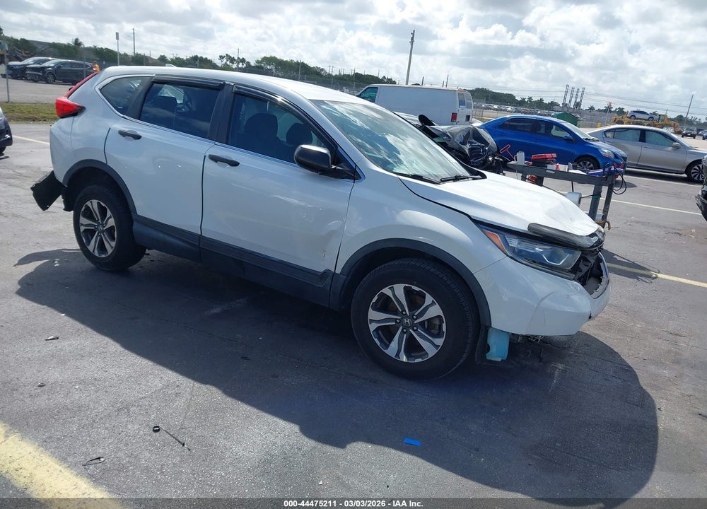 2019 HONDA CR-V LX VIN: 2HKRW6H32KH225968