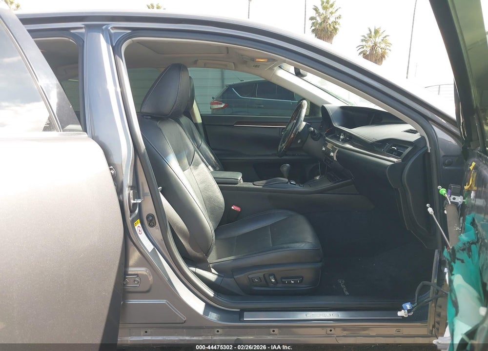 2014 LEXUS ES 350 VIN: JTHBK1GG3E2102186