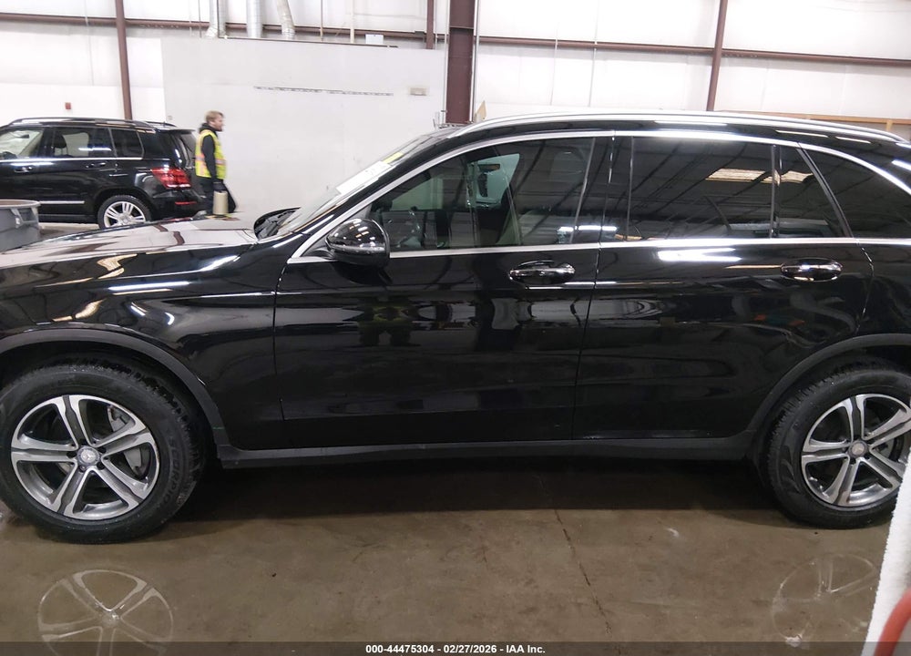 2016 MERCEDES-BENZ GLC 300 VIN: WDC0G4JB1GF090859
