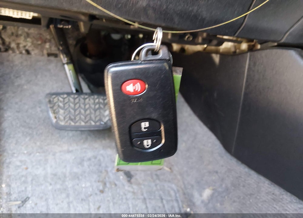 2014 TOYOTA PRIUS THREE VIN: JTDKN3DU5E1757955