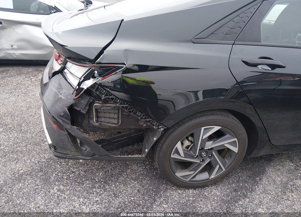 2025 HYUNDAI ELANTRA SEL SPORT VIN: KMHLM4DG5SU898666