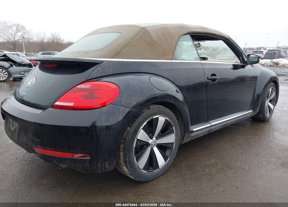 2013 VOLKSWAGEN BEETLE 2.0T VIN: 3VW8T7AT7DM822421