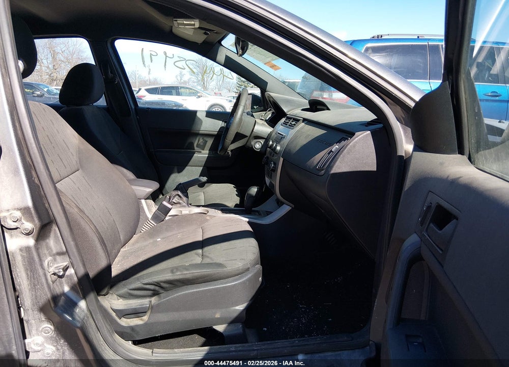 2010 FORD FOCUS SE VIN: 1FAHP3FN7AW261245