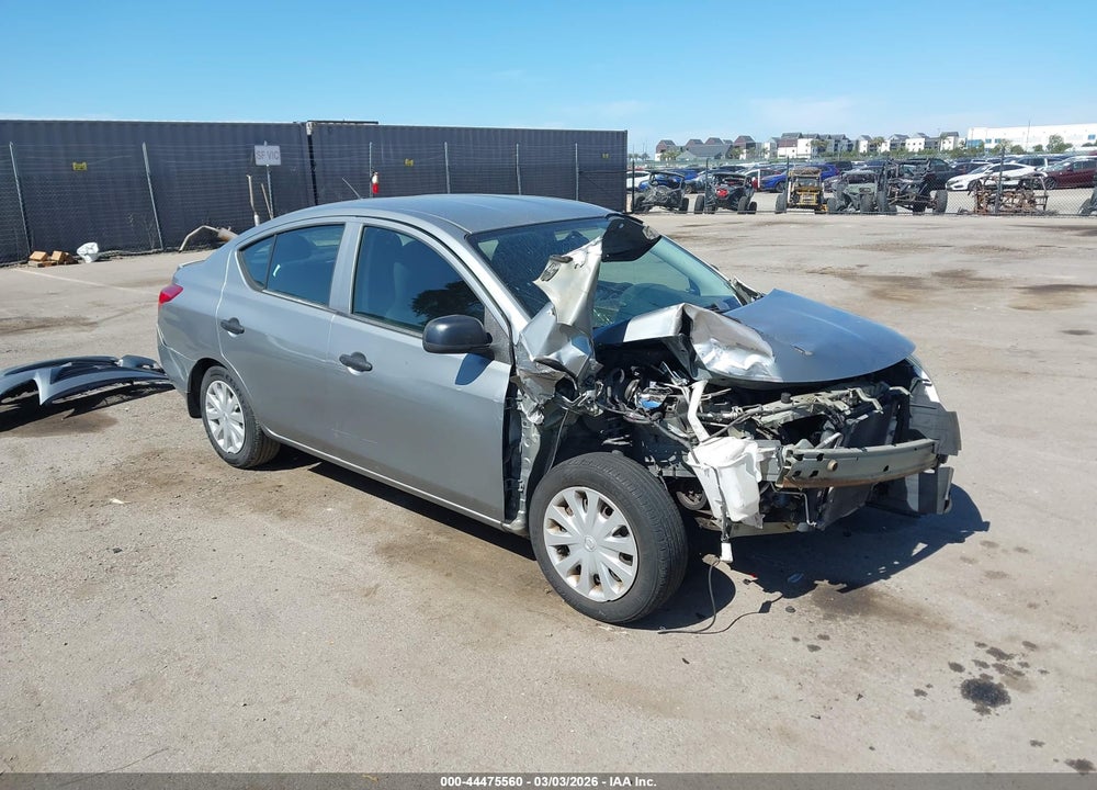 2013 NISSAN VERSA 1.6 S VIN: 3N1CN7AP7DL830344