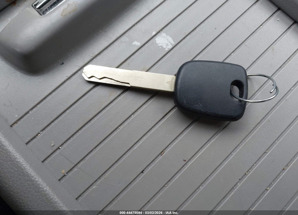 2013 HONDA CR-V LX VIN: 2HKRM3H35DH513328