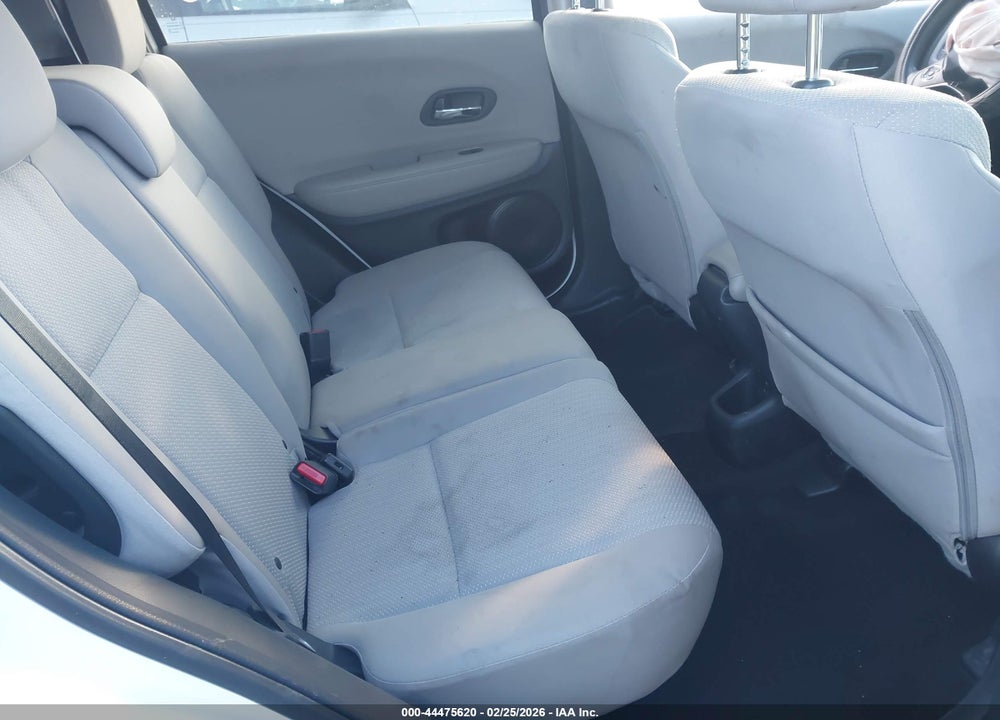 2016 HONDA HR-V LX VIN: 3CZRU6H31GM714539