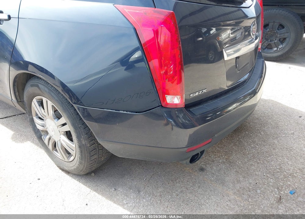 2015 CADILLAC SRX STANDARD VIN: 3GYFNAE33FS570302