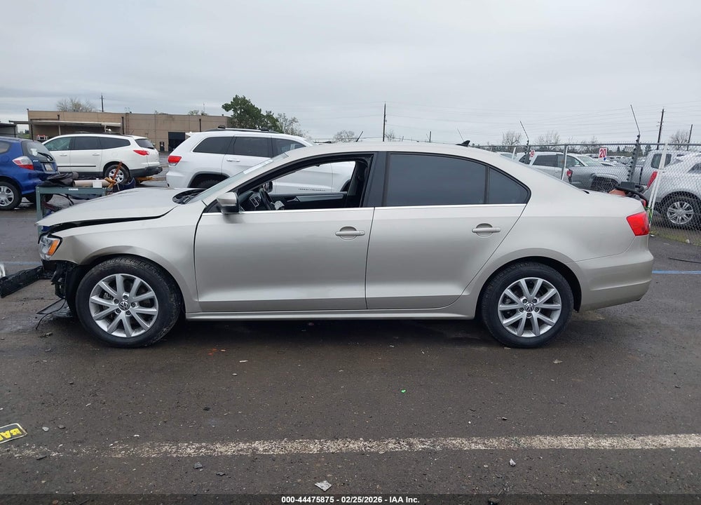 2014 VOLKSWAGEN JETTA 1.8T SE VIN: 3VWD17AJ7EM262193