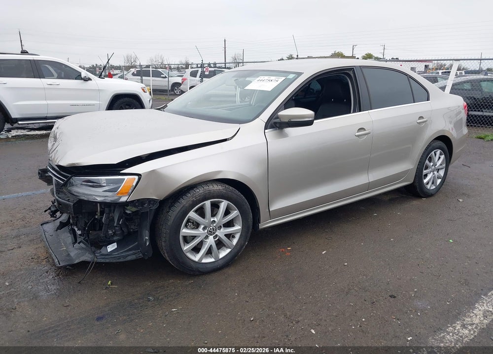 2014 VOLKSWAGEN JETTA 1.8T SE VIN: 3VWD17AJ7EM262193