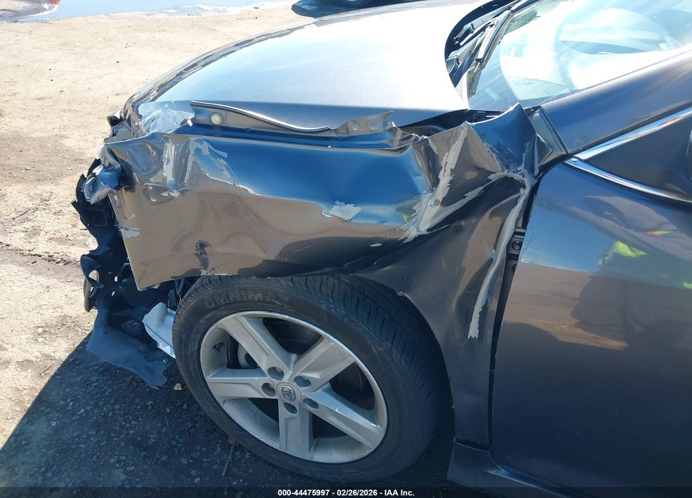 2013 TOYOTA CAMRY SE VIN: 4T1BF1FK0DU221016