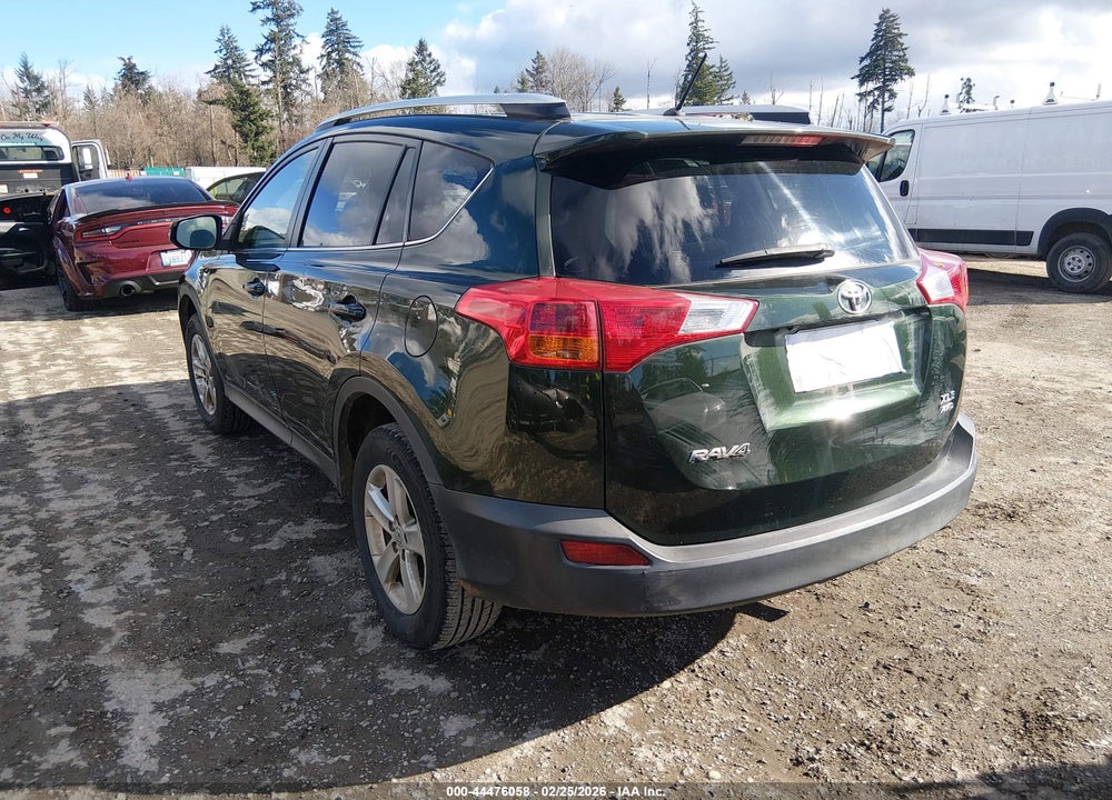 2013 TOYOTA RAV4 XLE VIN: JTMRFREVXDD022245