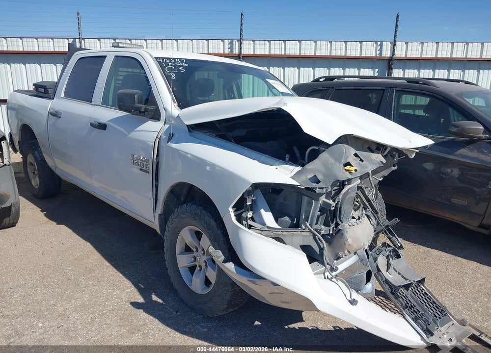 2022 RAM 1500 CLASSIC TRADESMAN  4X4 5'7 BOX VIN: 3C6RR7KG3NG375617