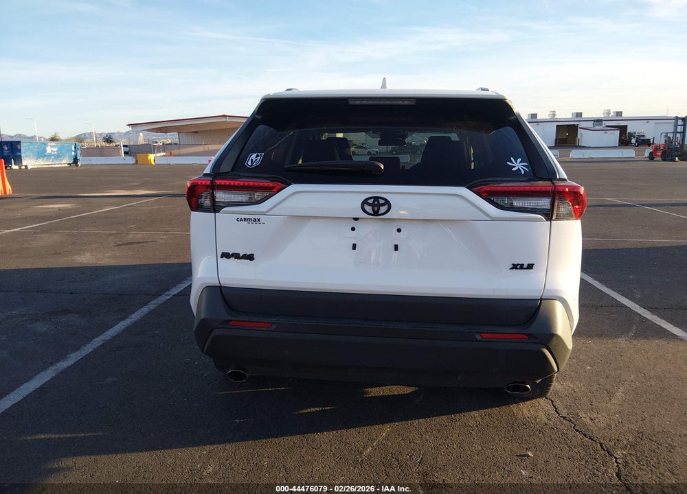 2022 TOYOTA RAV4 XLE VIN: 2T3W1RFV2NC197773