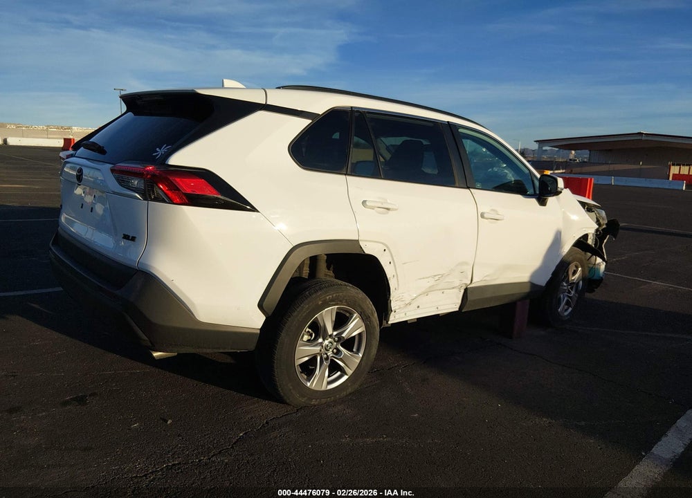 2022 TOYOTA RAV4 XLE VIN: 2T3W1RFV2NC197773