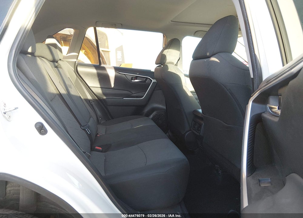 2022 TOYOTA RAV4 XLE VIN: 2T3W1RFV2NC197773