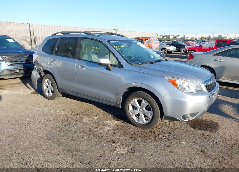 2016 SUBARU FORESTER 2.5I PREMIUM VIN: JF2SJADC9GG555385