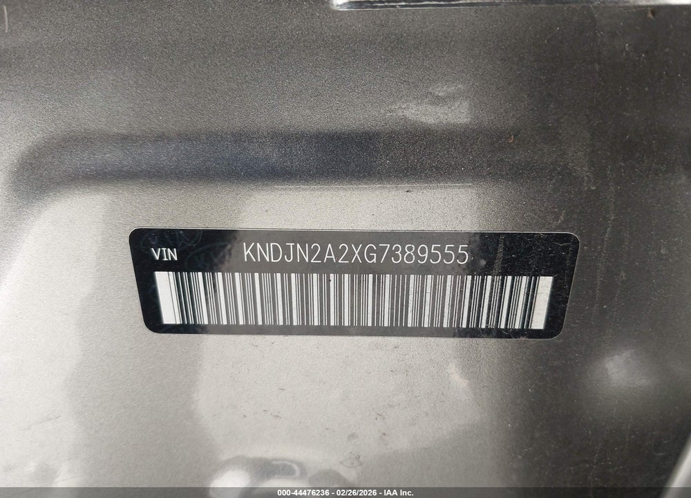 2016 KIA SOUL VIN: KNDJN2A2XG7389555
