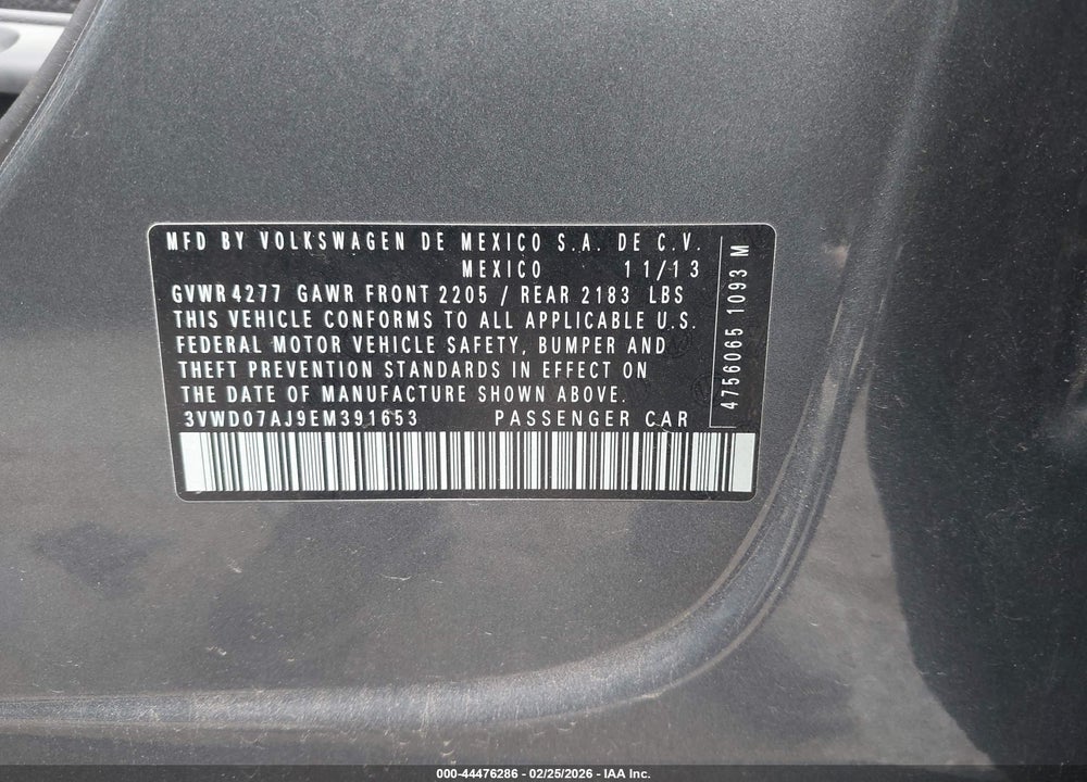 2014 VOLKSWAGEN JETTA 1.8T SE VIN: 3VWD07AJ9EM391653